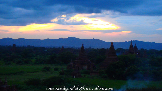 Sunset from Shwesandaw Pagoda