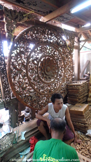 Teak mandala, Aung Nan Handicrafts Workshop