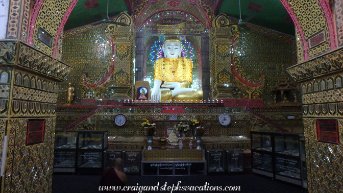 Su Taung Pyi Pagoda