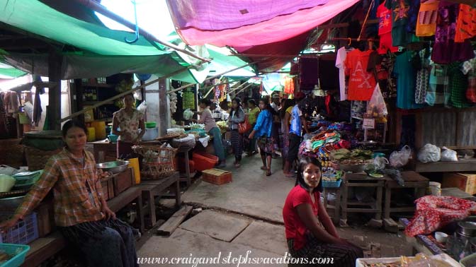 Kalewa market