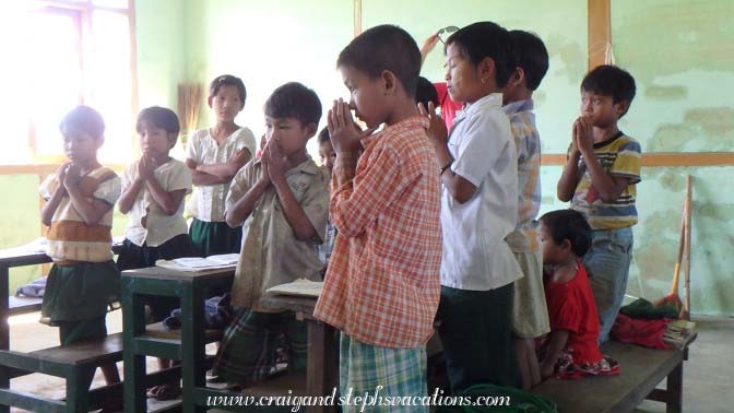 Primary school children greet us at Sa Pa Kyi Village