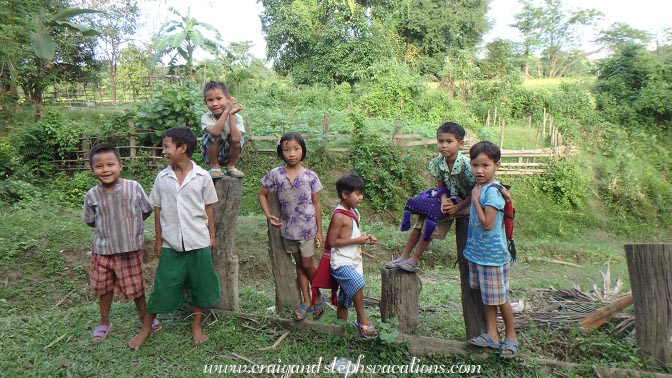 Kids, Shwe Lat Pan Village