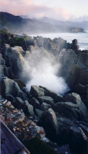 Blow hole at high tide, Punakaiki