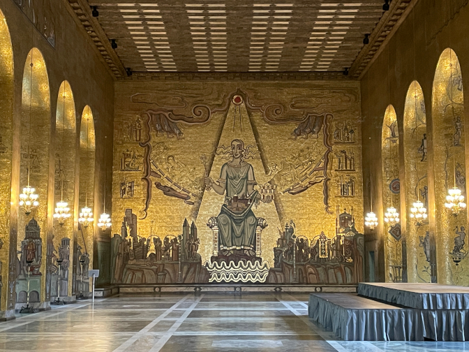 Queen of the Mälaren, Golden Hall, Stockholm City Hall